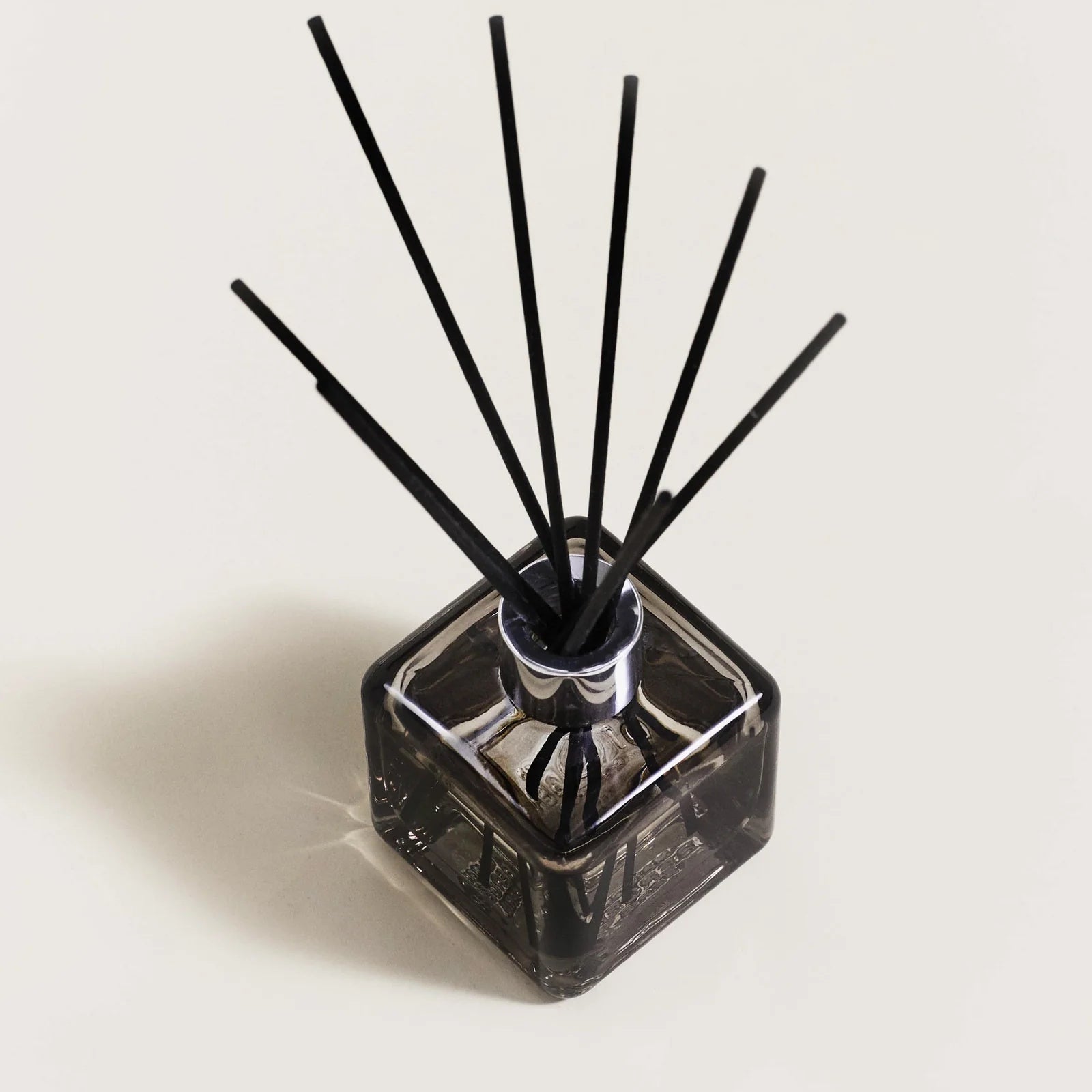 Free From Tobacco Odours Scented Reed Diffuser