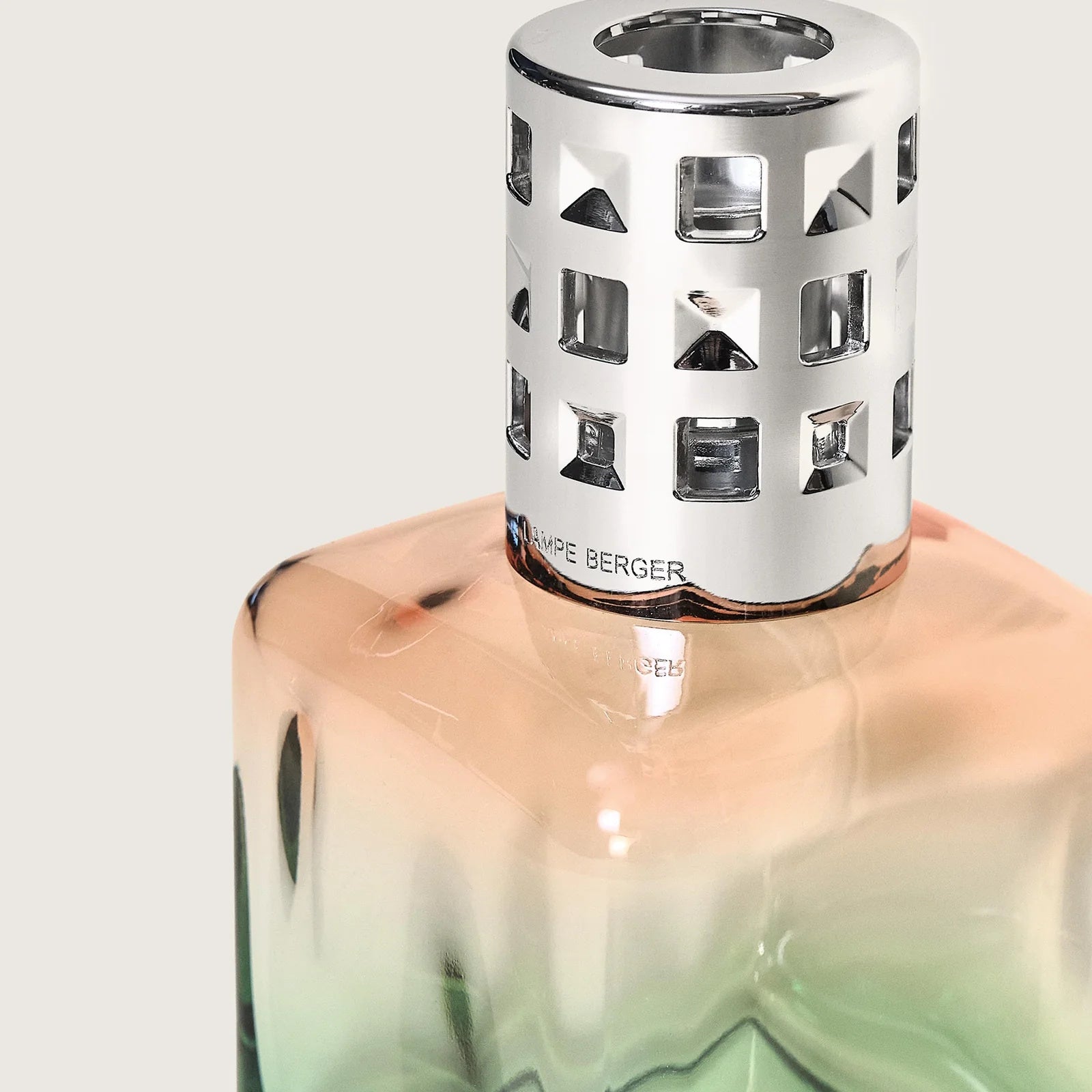 Peach Green Glaçon Lamp Berger Gift Pack with Zest of Verbena