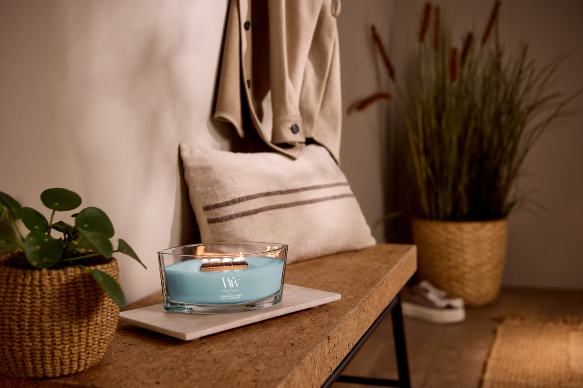 Cedarwood & Ocean Moss WoodWick Ellipse Candle