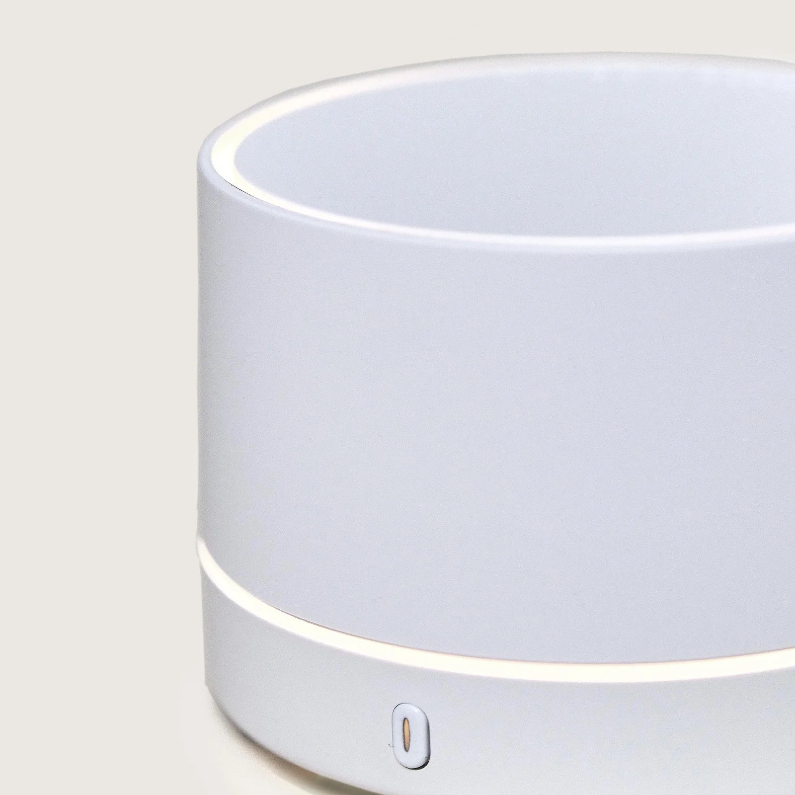 Nomad Electric Diffuser - White incl Ocean Breeze Fragrance